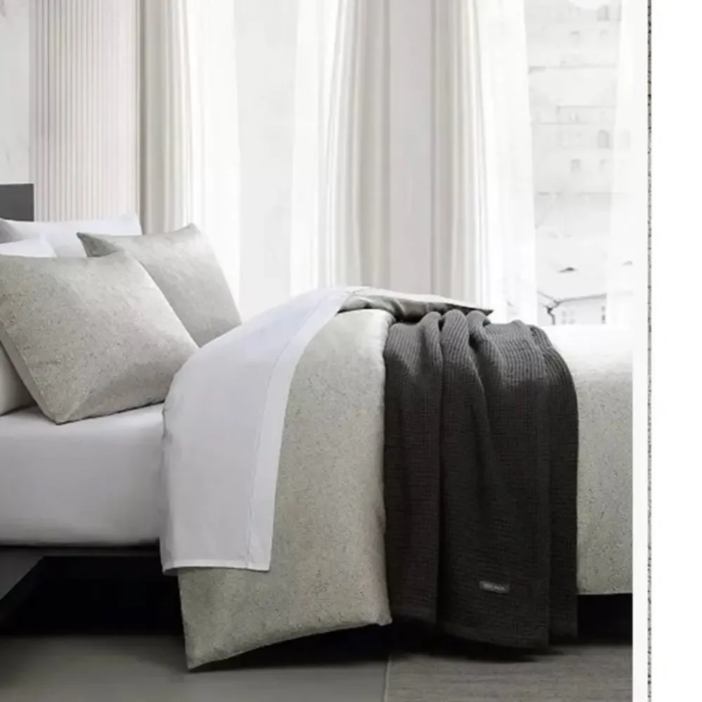 Vera Wang Silver Speckled Satin Jacquard 3 pc King Duvet Cover Set 107x92